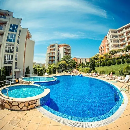 Crown Seaside * סבטי ולאס