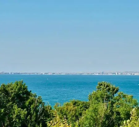 Crown Seaside * סבטי ולאס